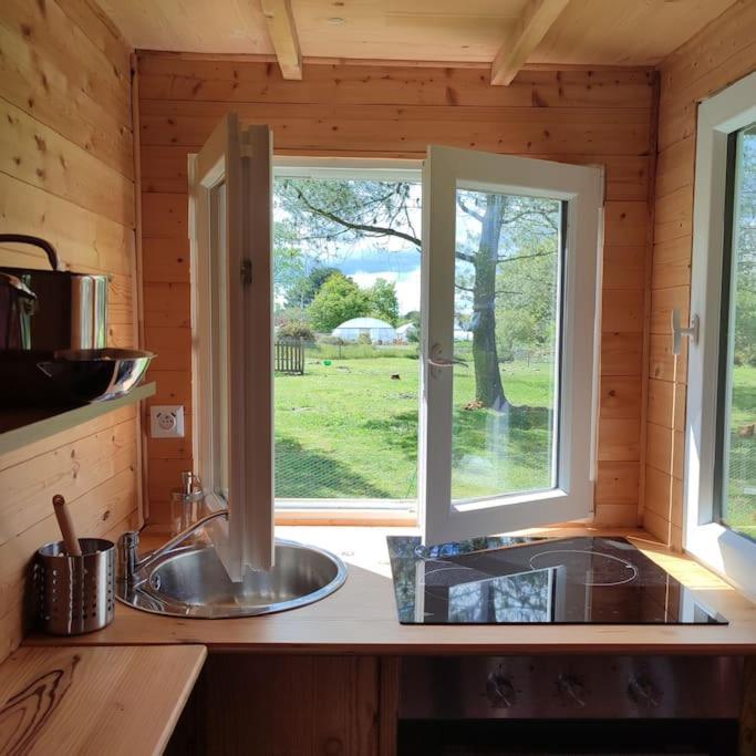 Nuit Insolite En Tiny House Questembert Exterior foto